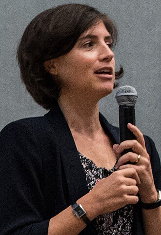 Mme Christel Heydemann